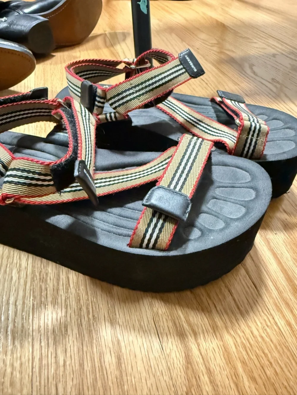 Burberry Beige, Black and Red Striped Webbing Sandal - Picture 4 of 5